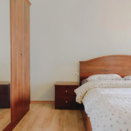Countryside Apartment *