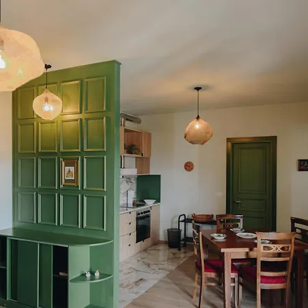 Countryside Apartment *